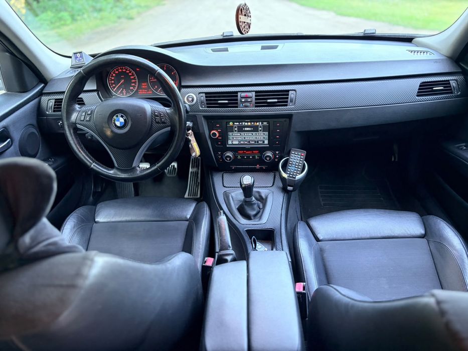 Bmw e90 318d 2008