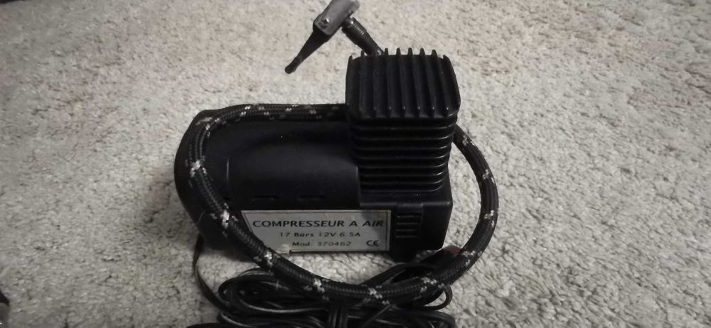 kompresor samochodowy mały