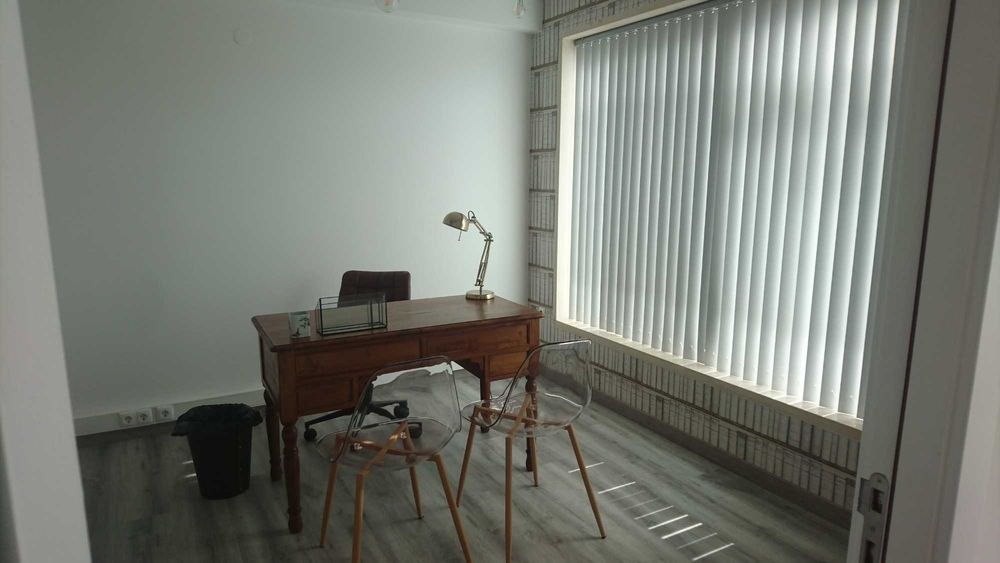 Arrendo sala de escritório no Seixal em Centro de Escritórios