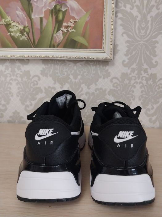Кроссовки Nike Air Max унисекс 3100 грн: 3 500 грн. - Кроссовки