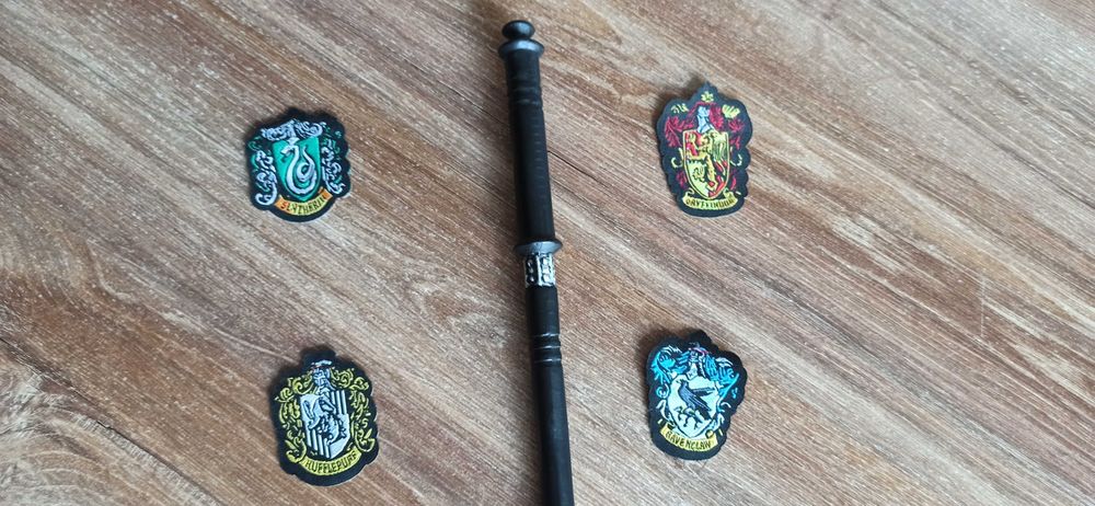 Harry Potter - różdżka ; właściciel Corbain Yaxley