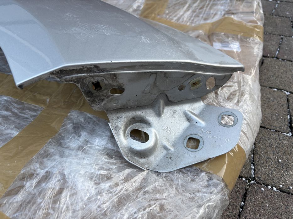 Błotnik prawy przód Ford Focus MK3