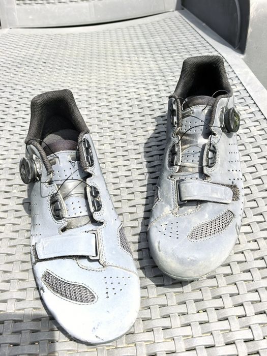 Sapato Scott Road Comp BOA tamanho 45 Reflective em cinza escuro.