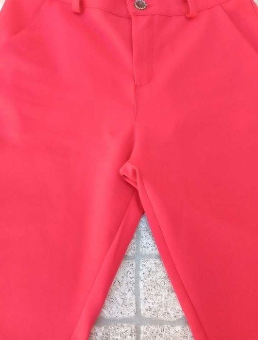 Calças Vermelhas clássicas Novas