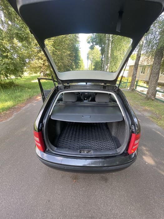 Продам SKODA FABIA 1.4 бензин