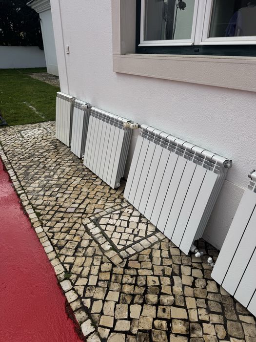 Radiadores a água em optimo estado 60cm entre eixos