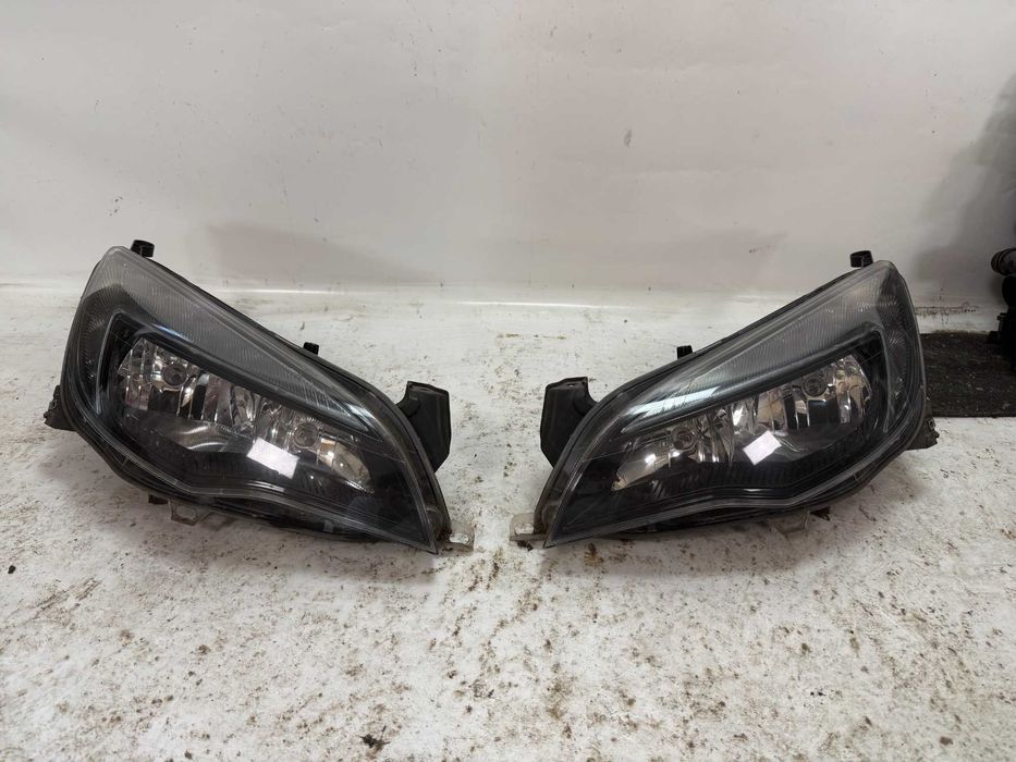 OPEL ASTRA J POFLIT HB LAMPY PRZÓD KOMPLET UK