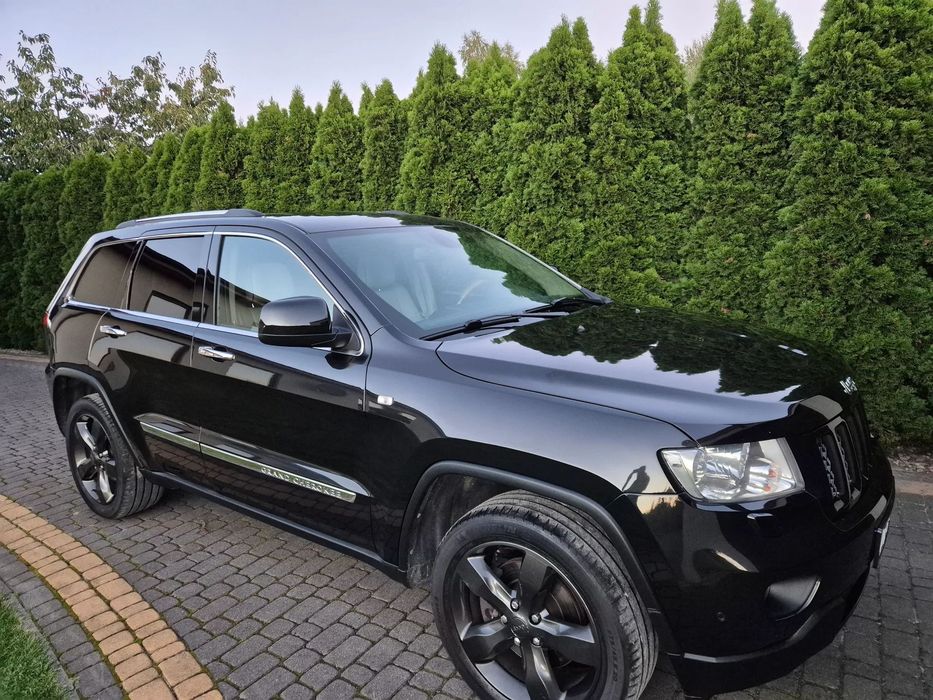 Jeep Grand Cherokee z polskiego salonu 2012/2013 wersja overland
