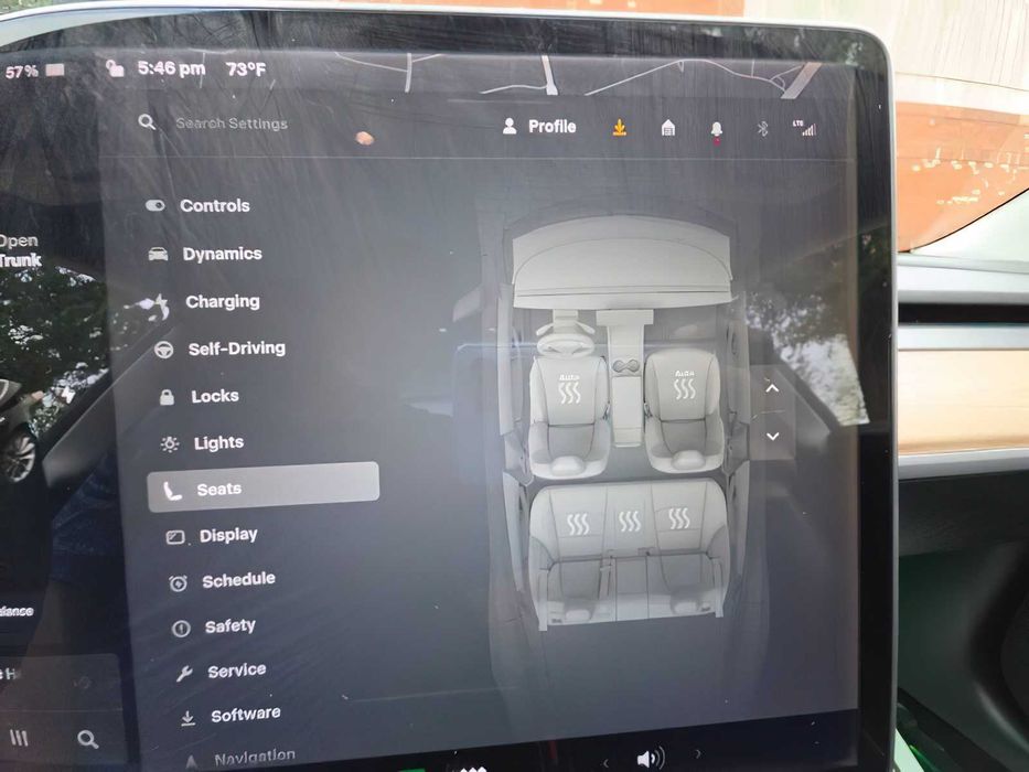 Tesla Model 3      2018