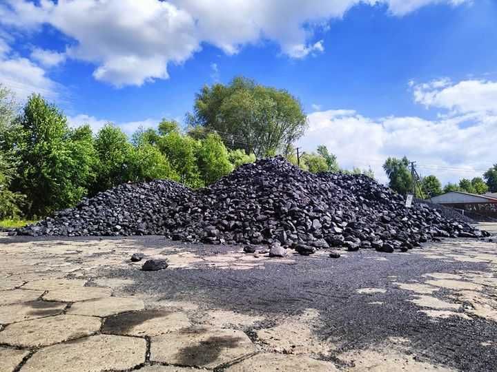 Polski węgiel orzech Wesoła luzem skład opału KDW w PGG