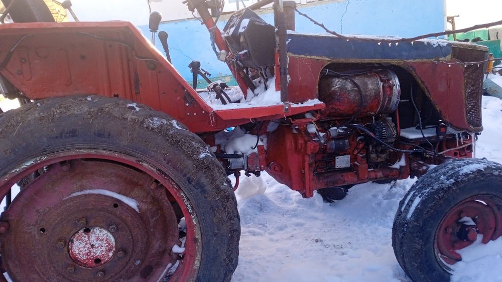 Продам трактор т 25