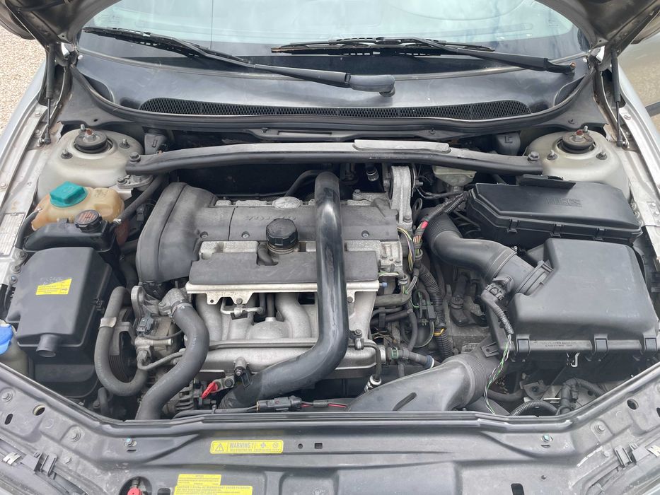 Volvo S60 2.3cc T5 250cv origem (Ler Descrição)