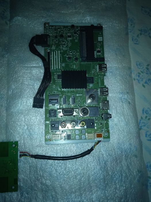 Płyta główna do tv JVC LT 32 VFA 5000 + moduł bluetooth
