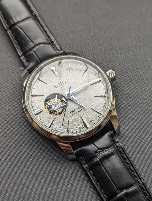 Seiko prestiżowy i elegancki mod open heart biały czarny pasek