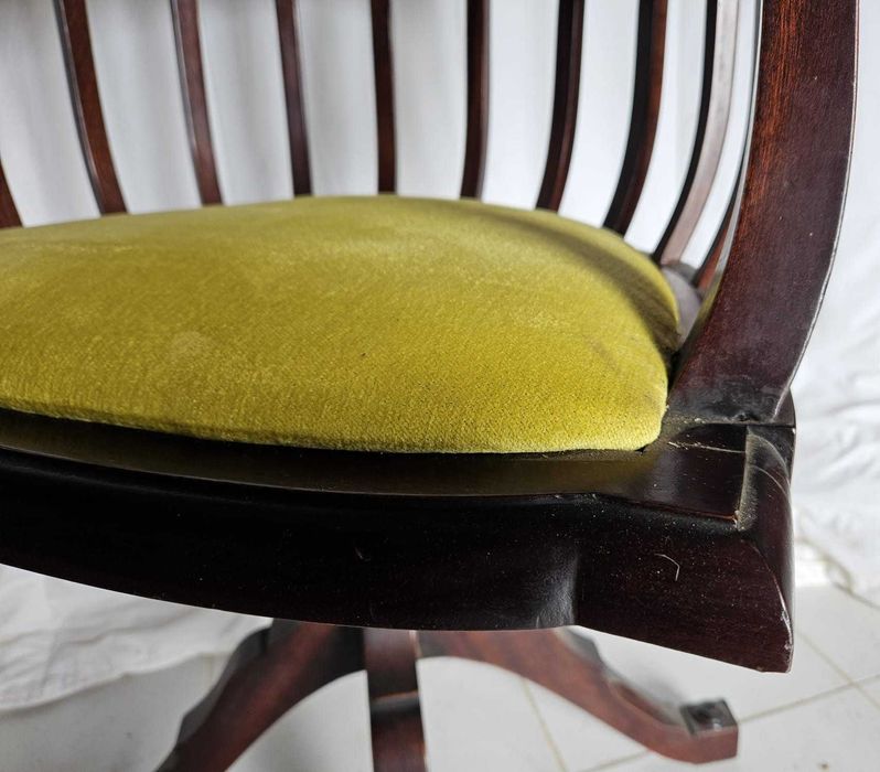 Cadeira Rotativa com braços Vintage