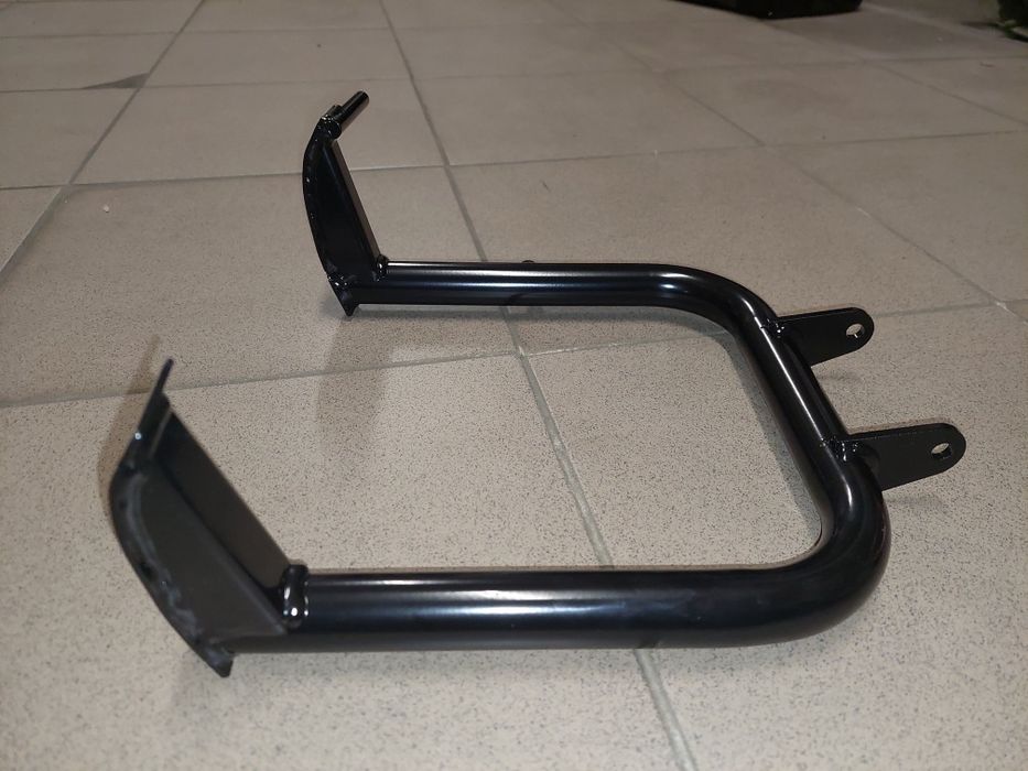 Sprzedam nowa podstawa centralna stopka główna rama wsk125 garbuska