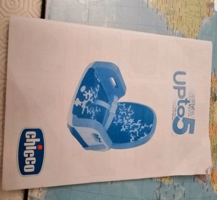 Cadeira de bebe portátil da marca Chico