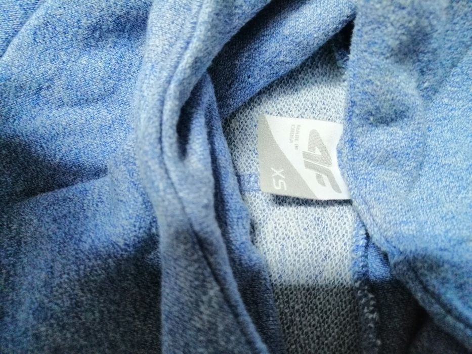 Bluzka /bluza 4f