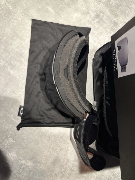 Oakley Fall Line gogle narciarskie snowboardowe