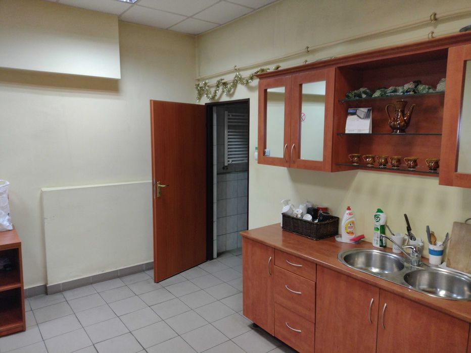 Lokal Handlowy 550m2 przy Kauflandzie  Wysoki do 8m  Parking  Rampa