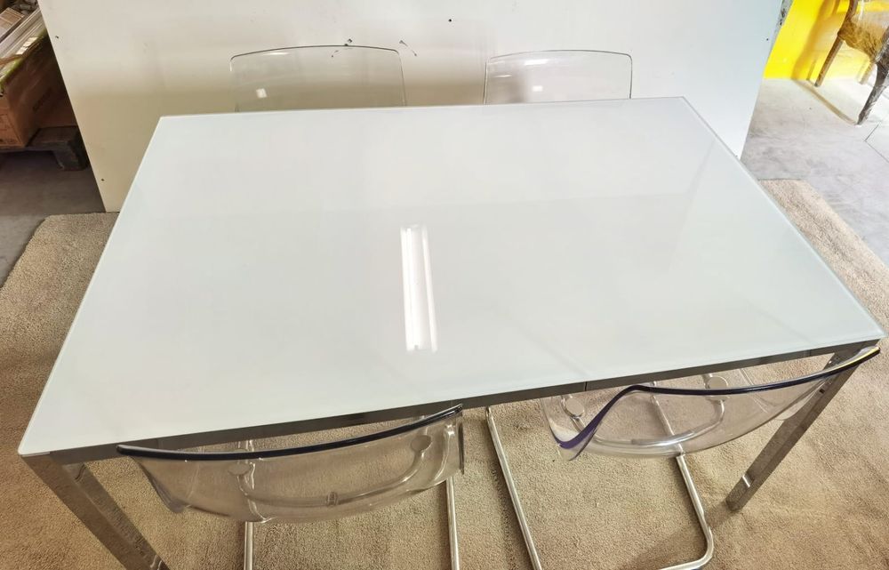 TORSBY Mesa, cromado/brilh branco, 135x85 cm