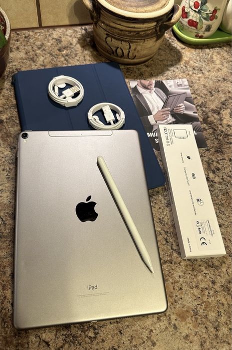 Tablet iPad Apple PRO 10.5” + NOWY RYSIK - Touch ID - PROCREATE
