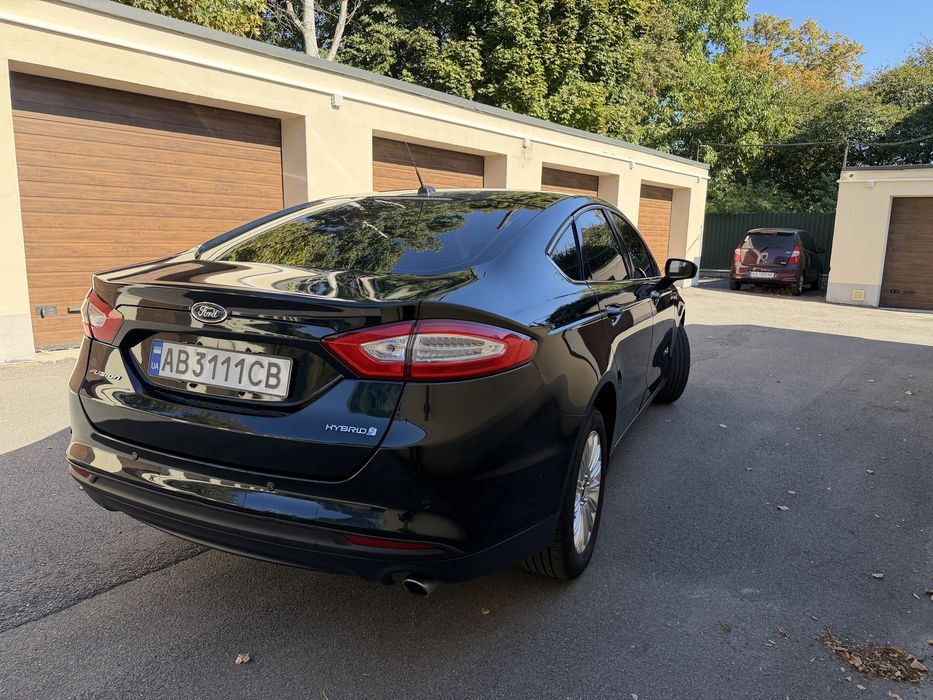 Ford Fusion 2013 рік гібрид/hybrid