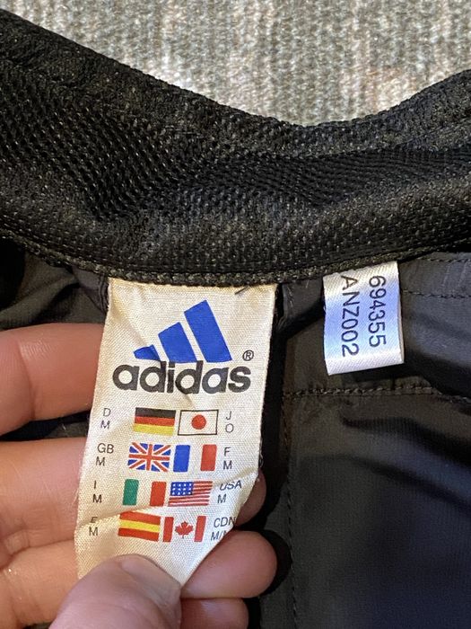 Adidas вітровка ,стан чудовий унісекс розмір s m