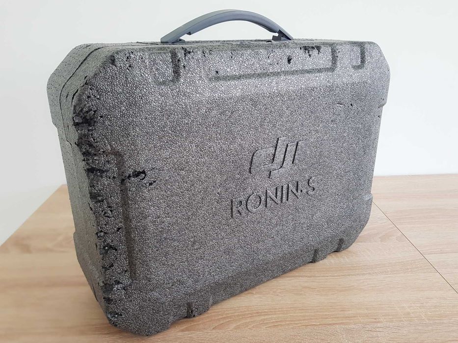 ALUGUER DJI Ronin S - Essentials Kit (ESTABILIZADOR COMO NOVO)