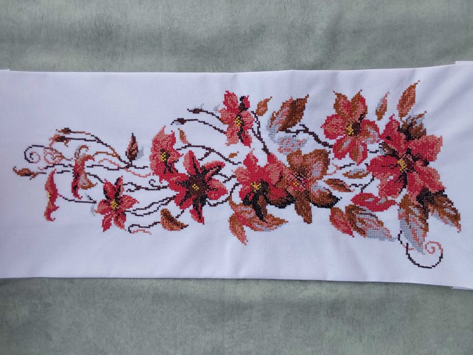 Дуже красива і оригінальна вишиванка (купон)