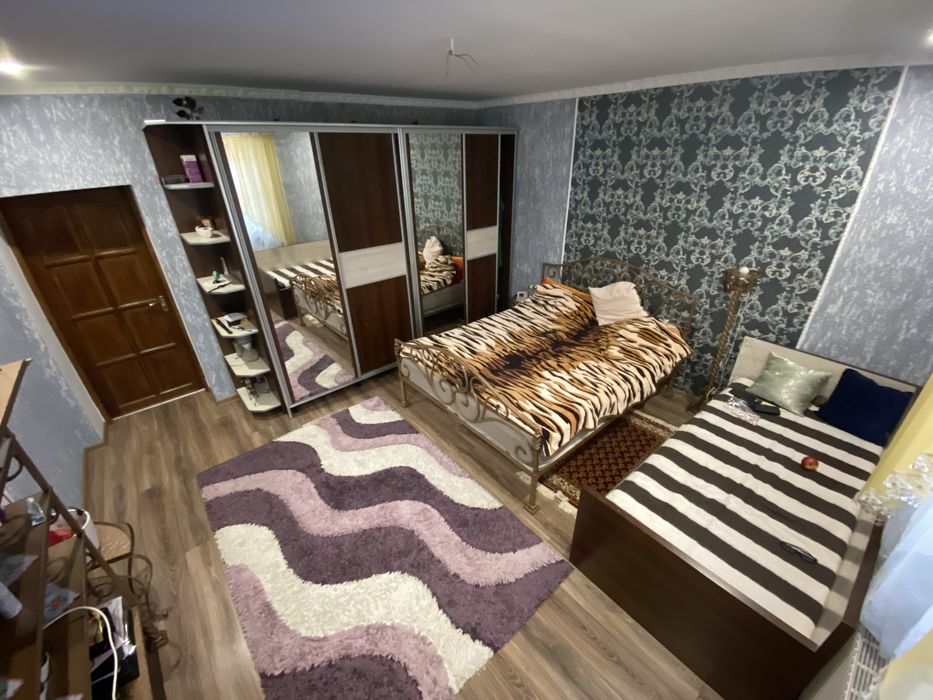 Продам будинок у передмісті Берегова с. Гут