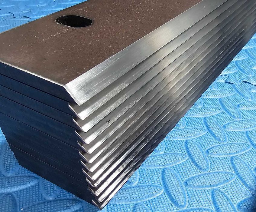 Nóż walca wciągającego do przystawki CLAAS CAPELLO 450x61 HARDOX 500