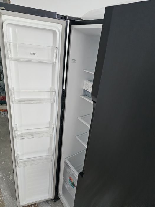 Lodowka Side by Side Gorenje jak nowa! No frost 178,6cm Czarna