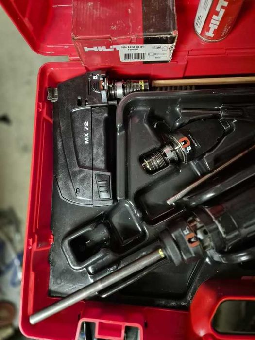 Wkrętarka do kołków Hilti DX 5 + akcesoria do wkrętarki do kołków