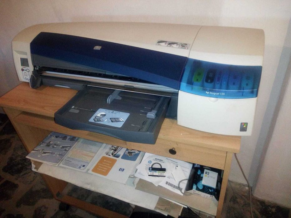 Opportunity! Technology/IT HP DesignJet 120, Like New64550579766146121