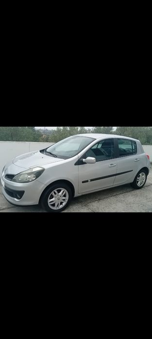 Renault clio 1.2 apenas 180000 kms