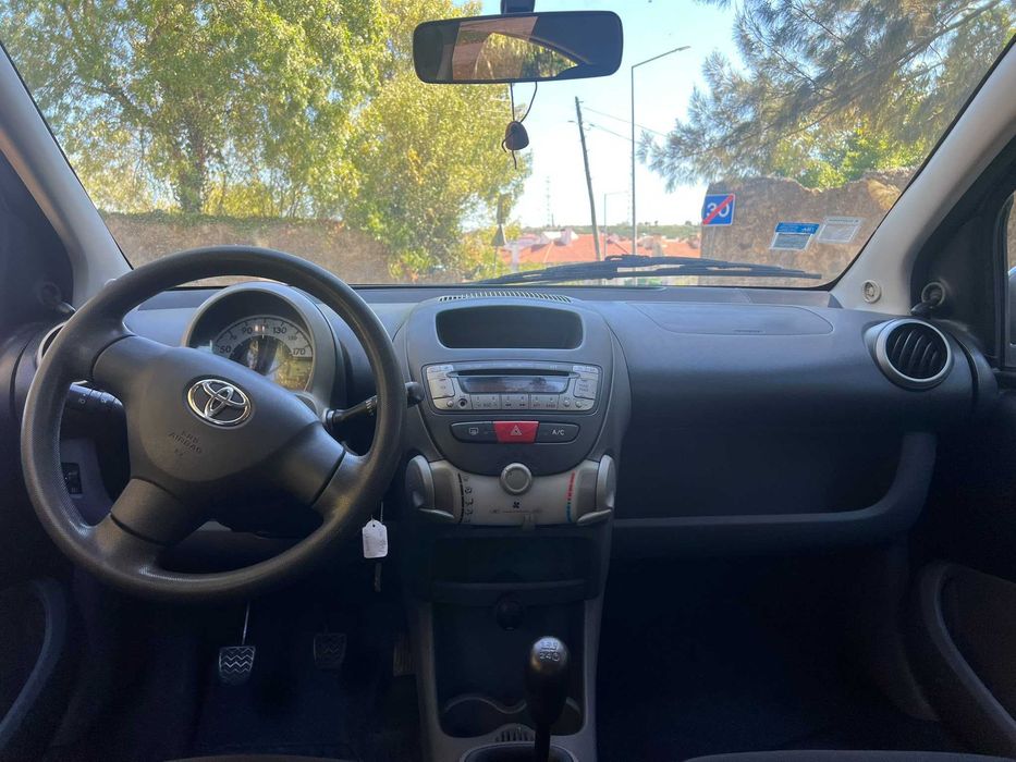 Toyota Aygo 1.0 Com Apenas 1 Único Dono - Completamente Impecável