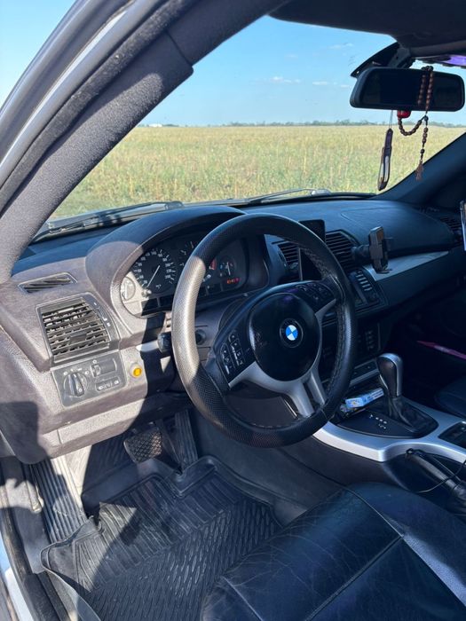Продам BMW x5 2003 року на автоматі 3.0 дизель