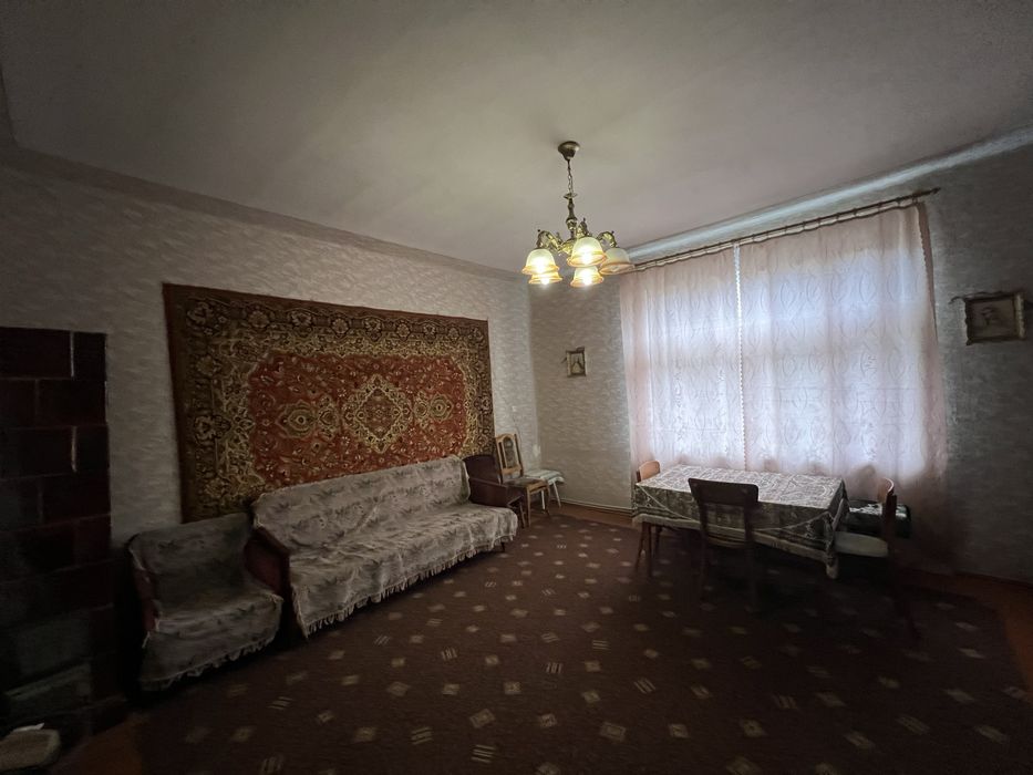 Продаж будинку в Лавках