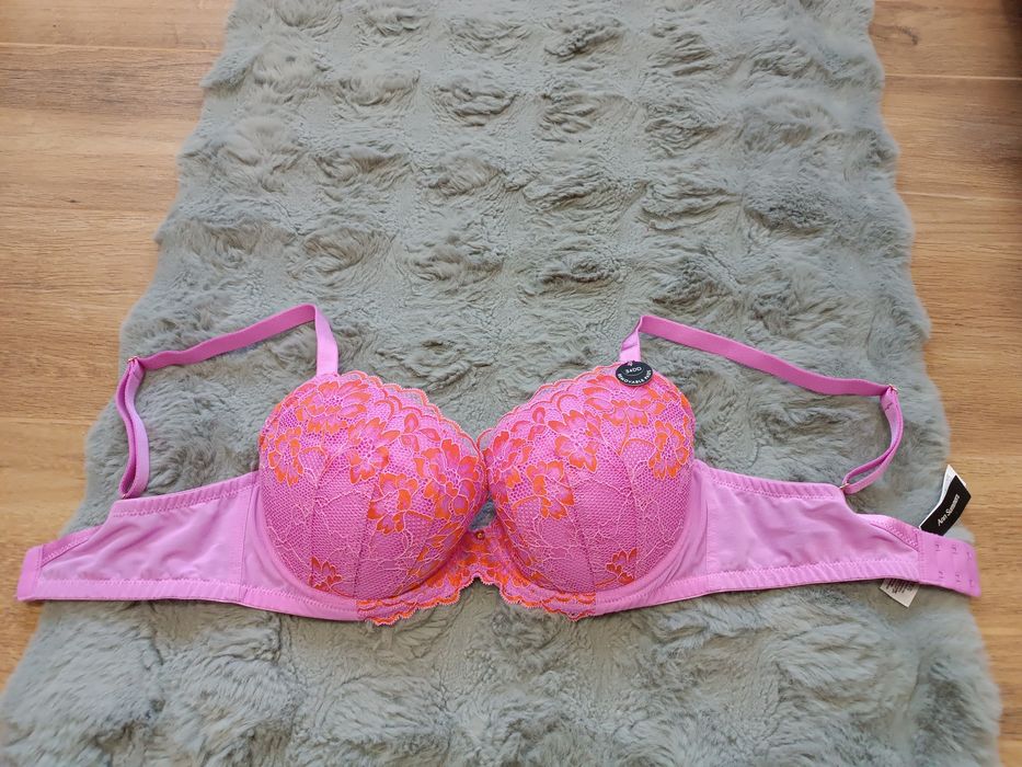 Biustonosz różowy Ann Summers 75E