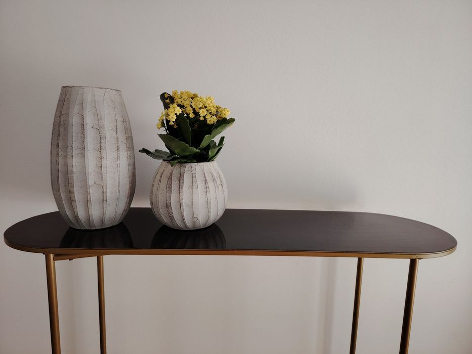 Consola de metal e vidro temperado