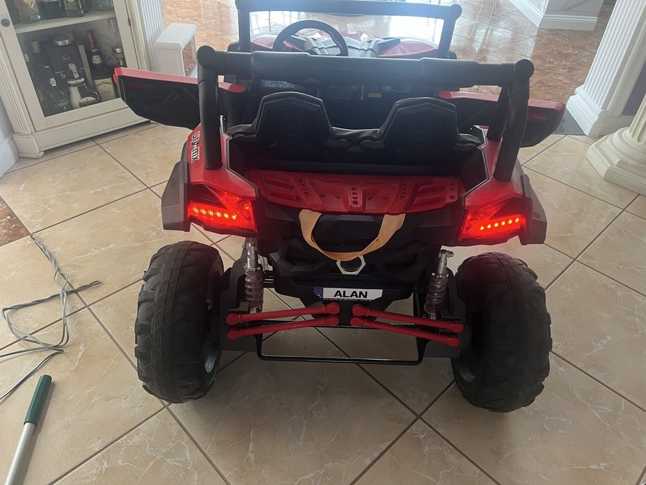 Samochod na akumlator