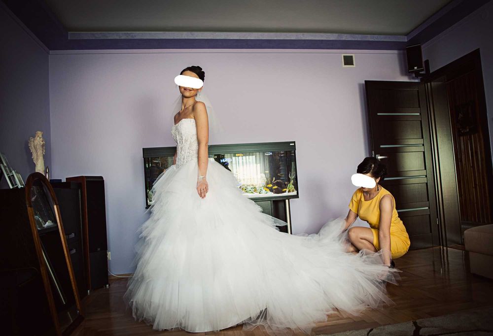 Suknia ślubna tiulowa r. 36