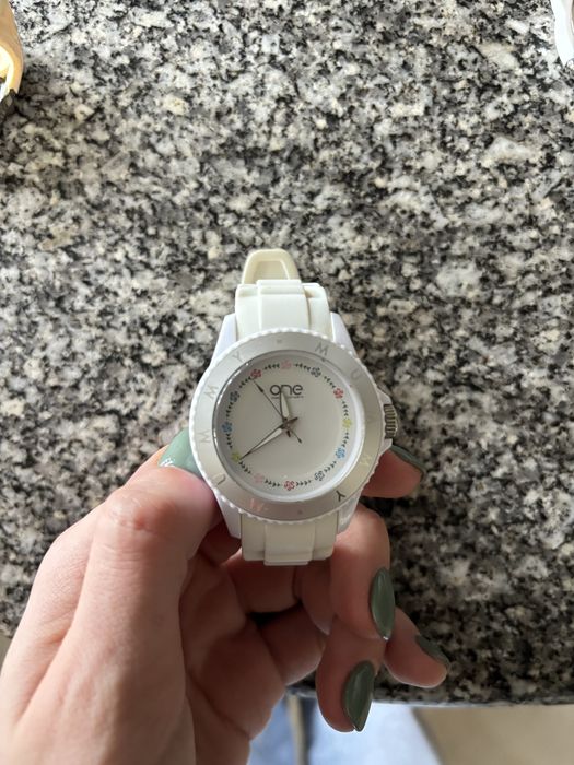 Relógio ONE - watch company