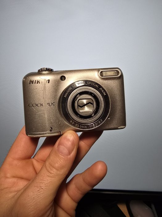 Цифровий фотоапарат Nikon Coolpix LP27