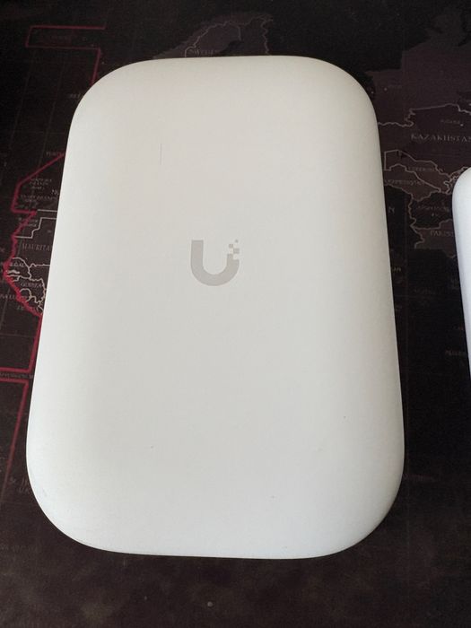 Ubiquiti/unifi UK-Ultra & UACC-UK-Ultra-Panel-Antenna