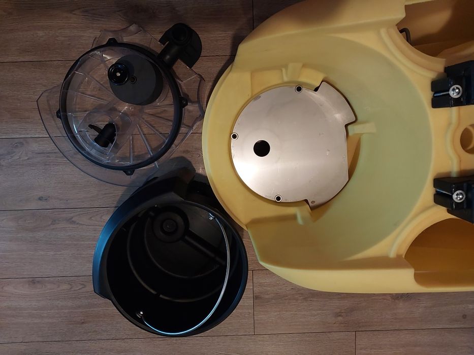 Karcher Puzzi 400E. Nowy. Moc i jakość z przed rewolucji tęczowej.