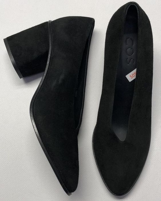 Туфлі COS замшеві