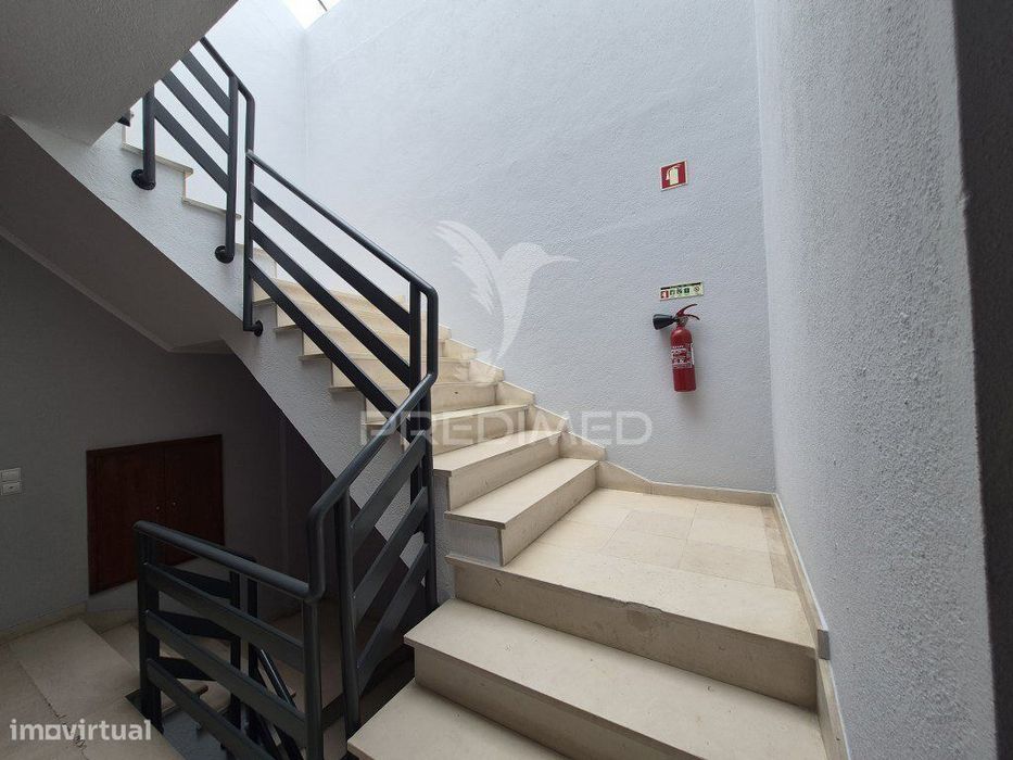 Apartamento T2-3Ass.Feijó-Vale Flor de Baixo-Almada