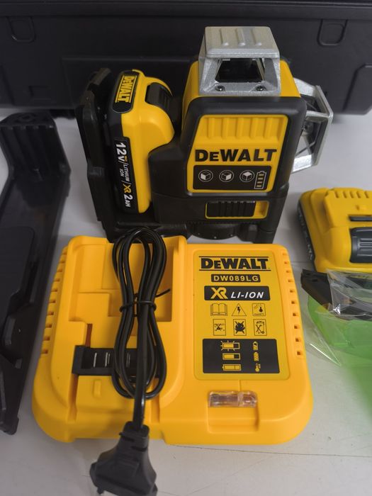 Акція!DeWalt DCE089LG рівень лазерний 3d, нівелір, 12 ліній